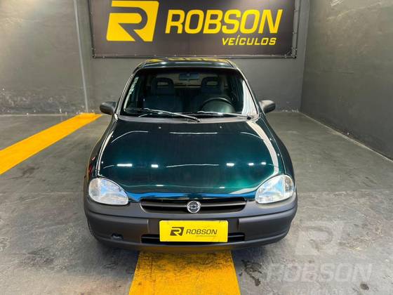 CHEVROLET CORSA 1.0 MPFI SUPER 8V GASOLINA 4P MANUAL CHEVROLET CORSA 1.0 MPFI SUPER 8V GASOLINA 4P MANUAL